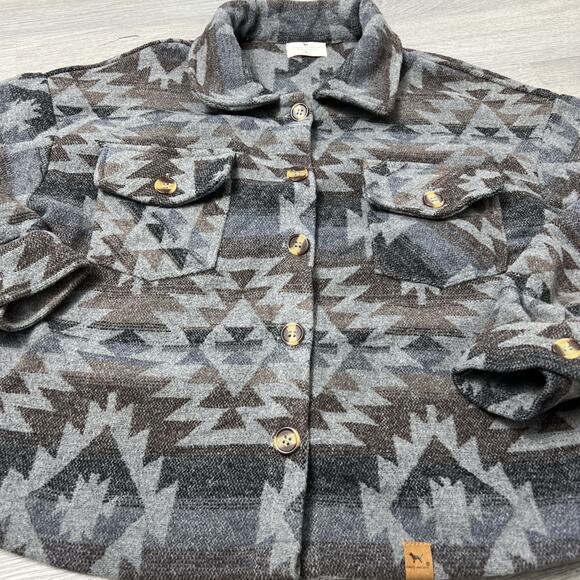 Simply Southern Cropped Navajo Gray Jacket Shacket Western Size Small - Picture 2 of 7